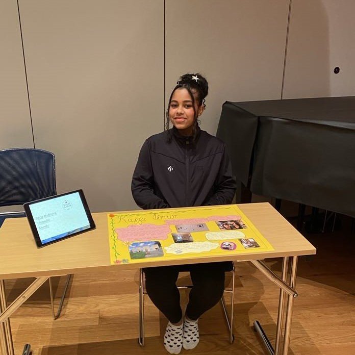 att-igmjtdtweyc9hy_mujdn_kimkvc-fc4im8lu6pcvsc