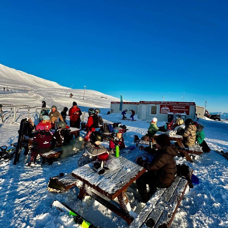 9789ea0b-da7b-44a2-8f7a-04f640f77f30