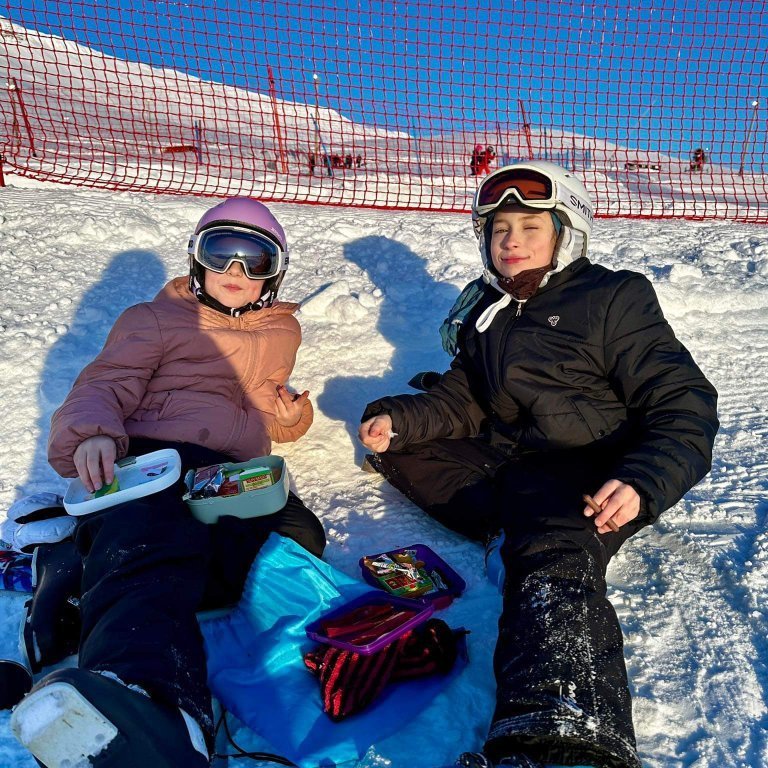 f3acc53f-2c0e-4f65-8e42-9f59c4da02a3