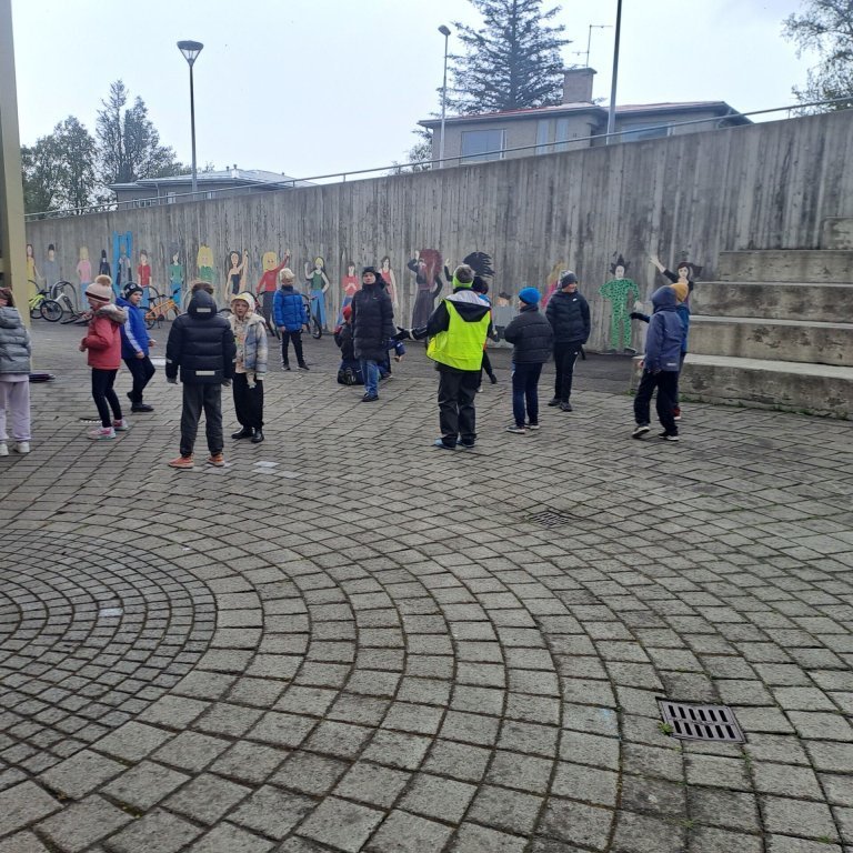 126e11b2-7084-4241-8532-6cfc5230f57e