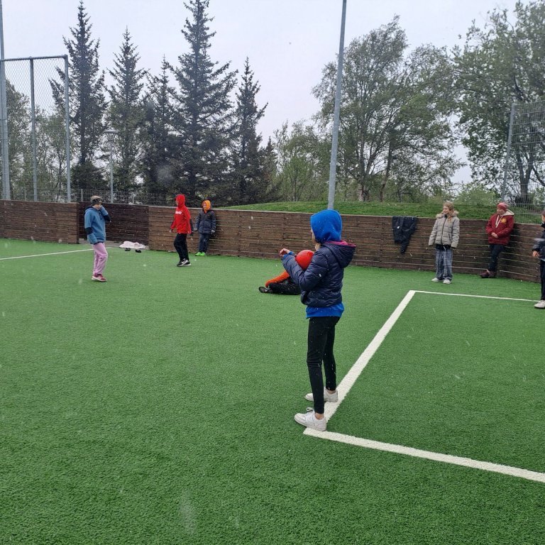 6a9bf58e-465d-435d-b123-f7293aca3299