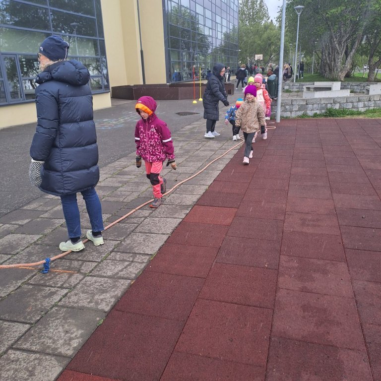 ba65b880-abc2-4a32-ac23-d829f94c8739