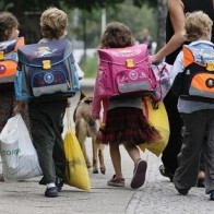 Göngum saman í skólann