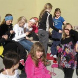 Ágústa með hópinn sinn í blíðunni