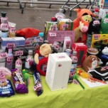 Safnað í tombólu fyrir árshátíðardag 12. nóvember