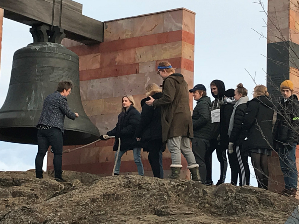 Innleiðing Barnasáttmála UNICEF og stórþing um jafnréttismál