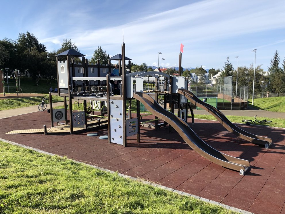 Endurbætur á skólalóðinni