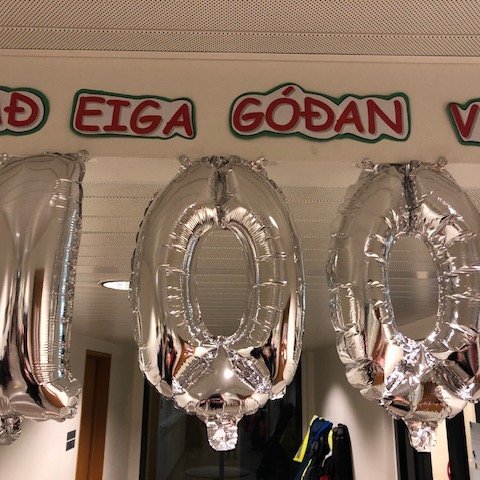 100 daga hátíð hjá 1. bekk