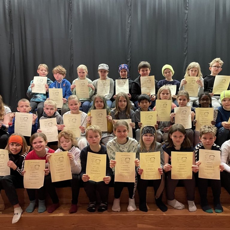 Upplestrarhátíð hjá 4. bekk